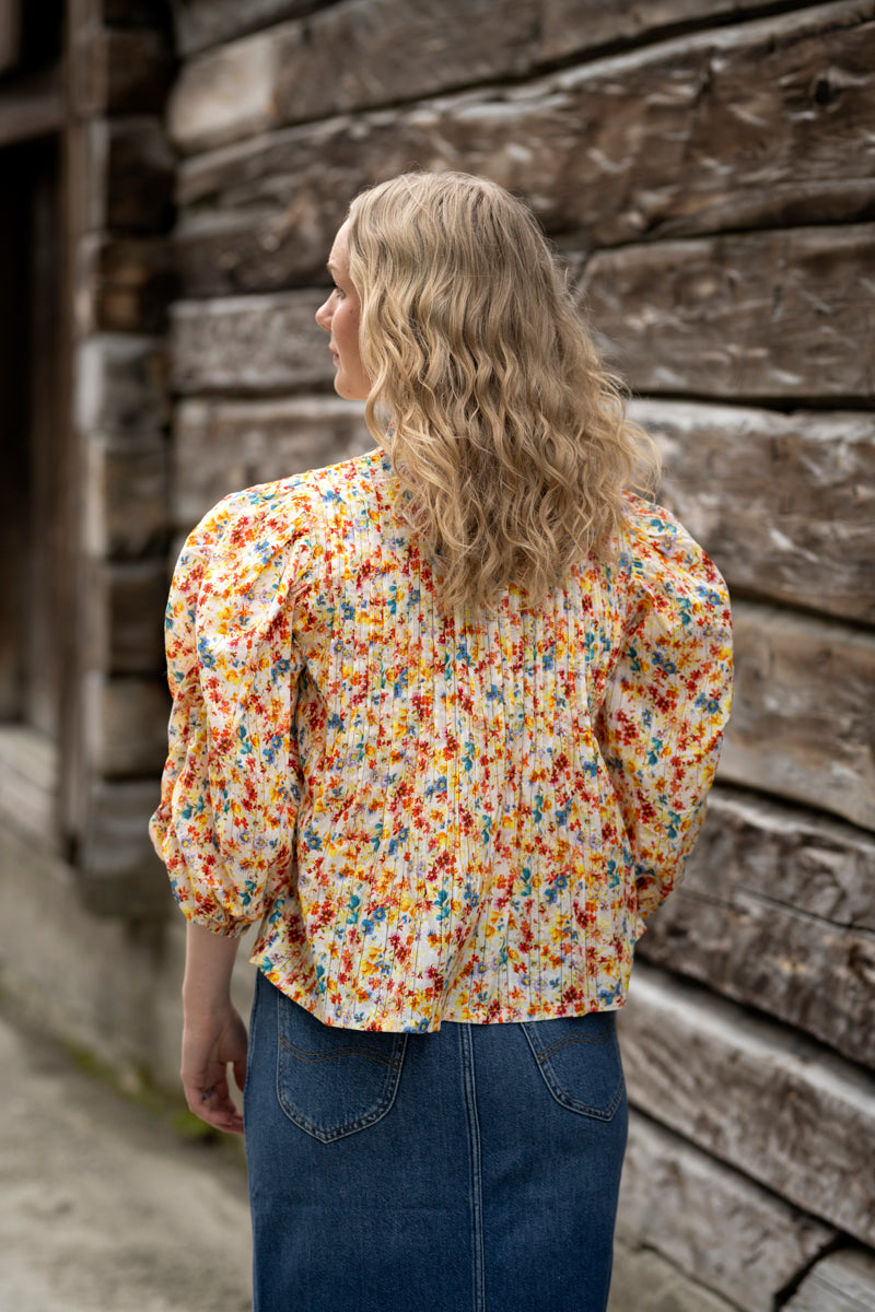 Striped Puffed Blouse