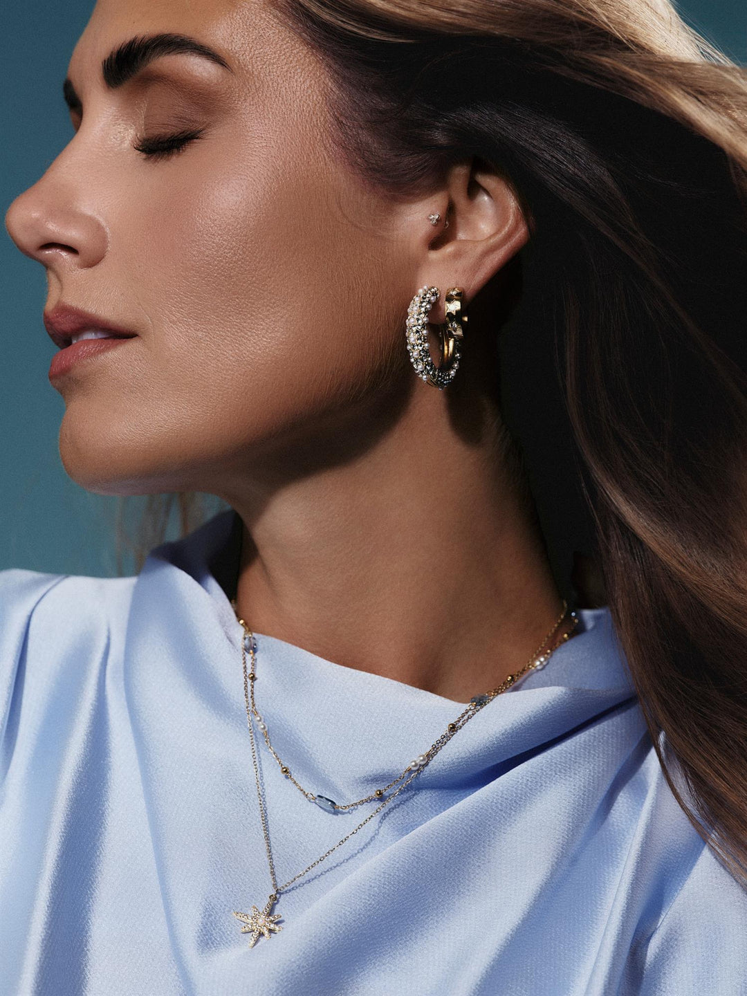 Hoops, Cosmic, Tone Damli