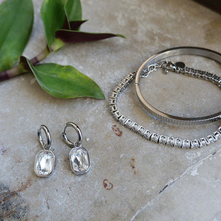 Earring 15mm creol w/big clear crystal