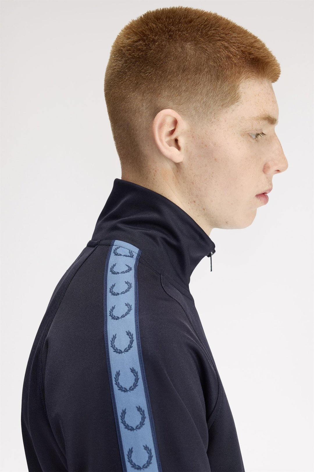 CONTRAST TAPE TRACK JKT