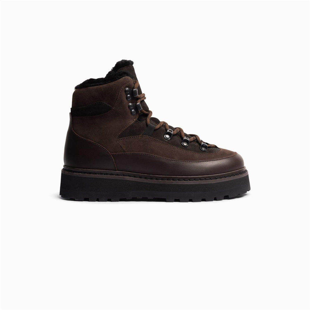 Tag Cap Boot W