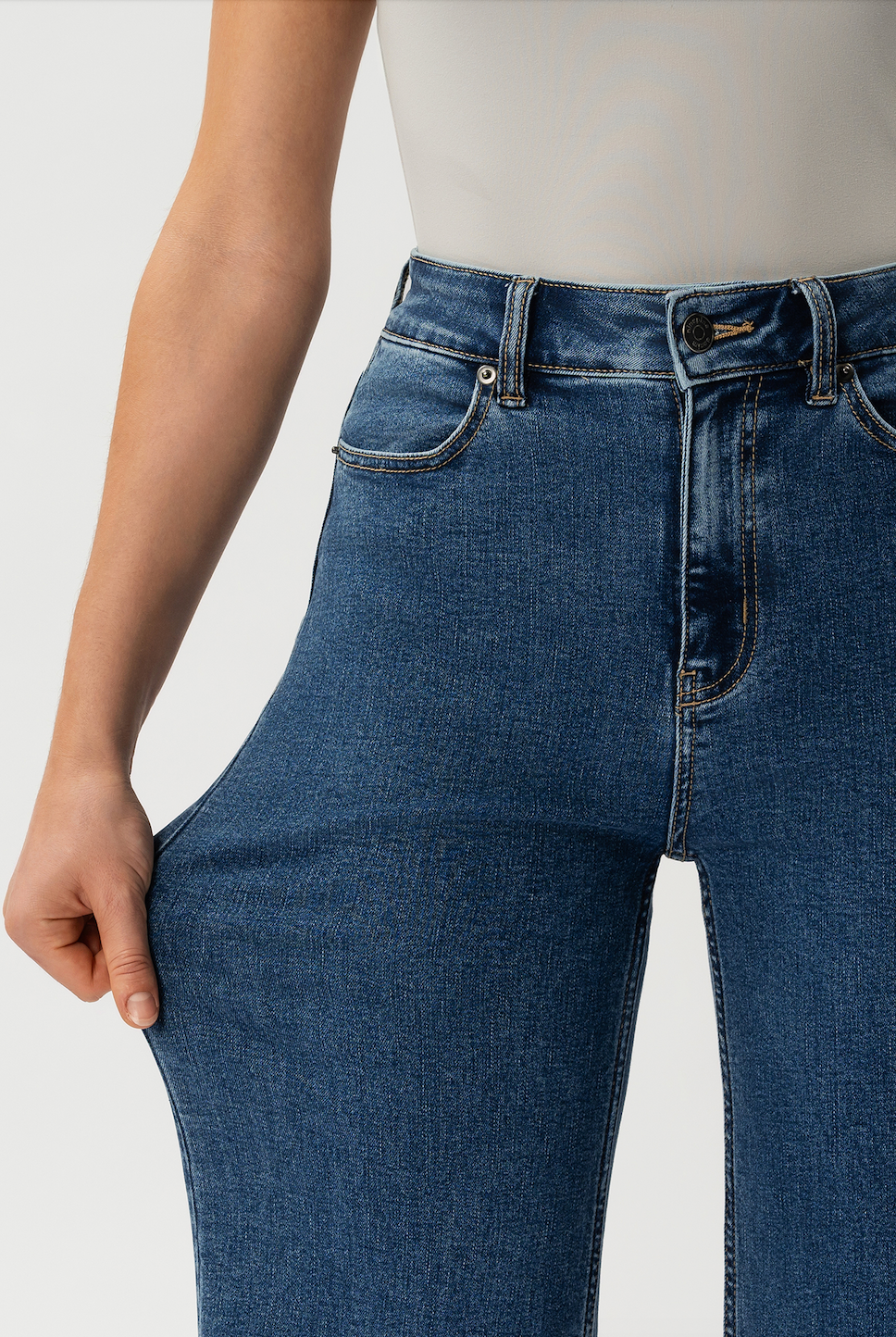 Relaxed Comfort Denim Jeans