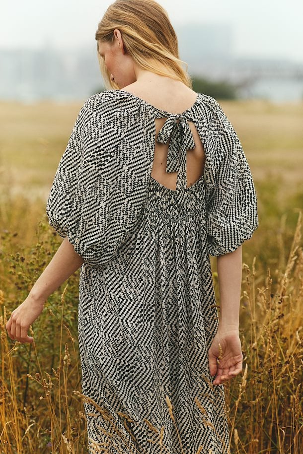 ArisaPW Midi Dress