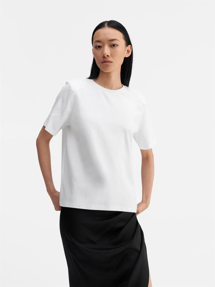 Okaya tee