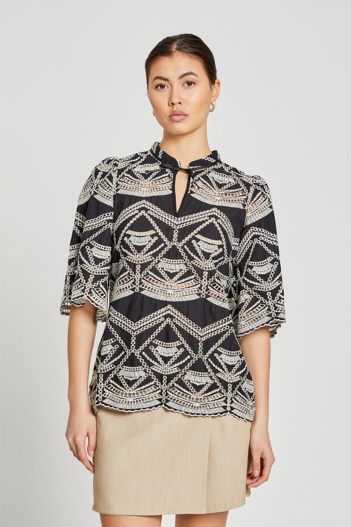 ArvensisBBLarin Shirt