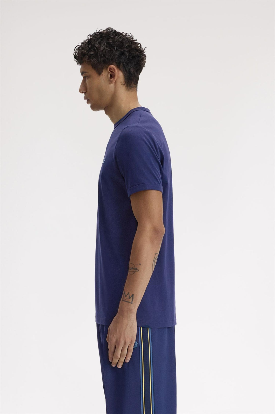 RINGER T-SHIRT