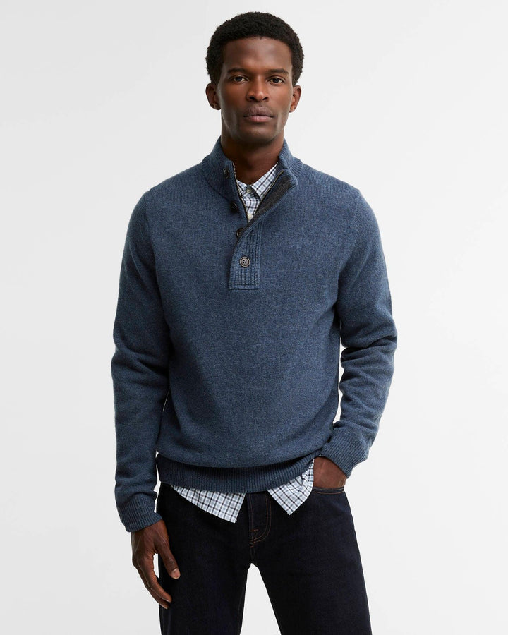 Essential Patch Half Zip