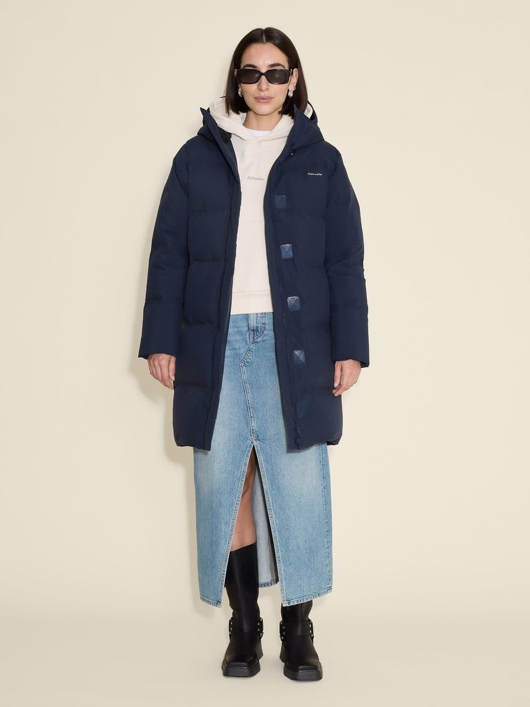 Loen Down Jacket