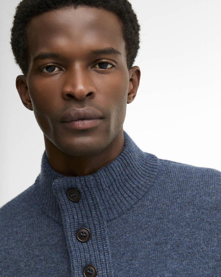 Essential Patch Half Zip