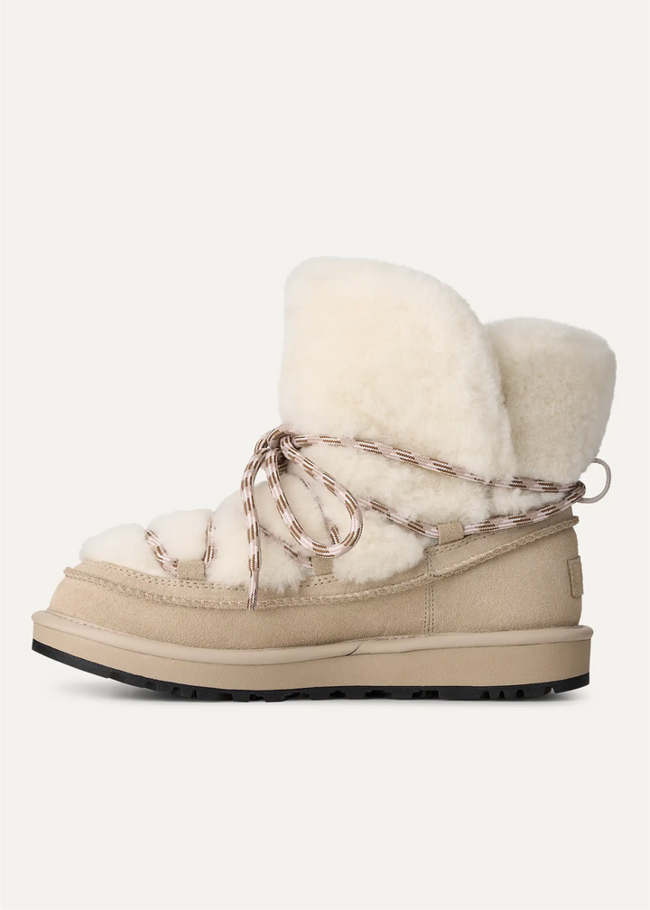 Classic Tread Fluffed Boot