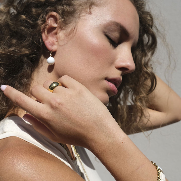 Earring fishhook white