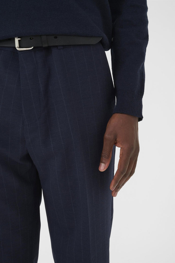 MAwesley Pant