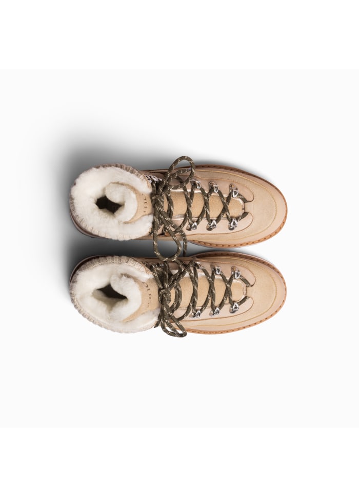 TAG CAP W SHOES