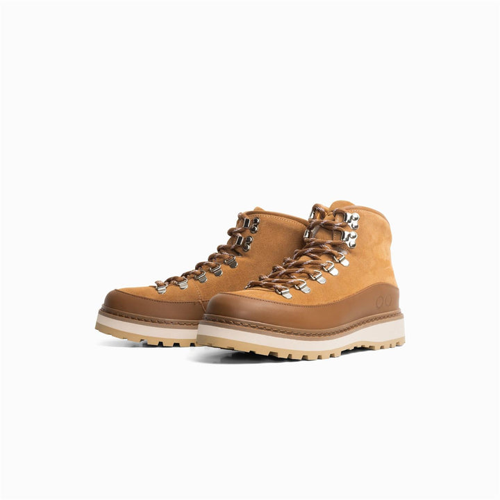 Core Cap Suede Shoe W