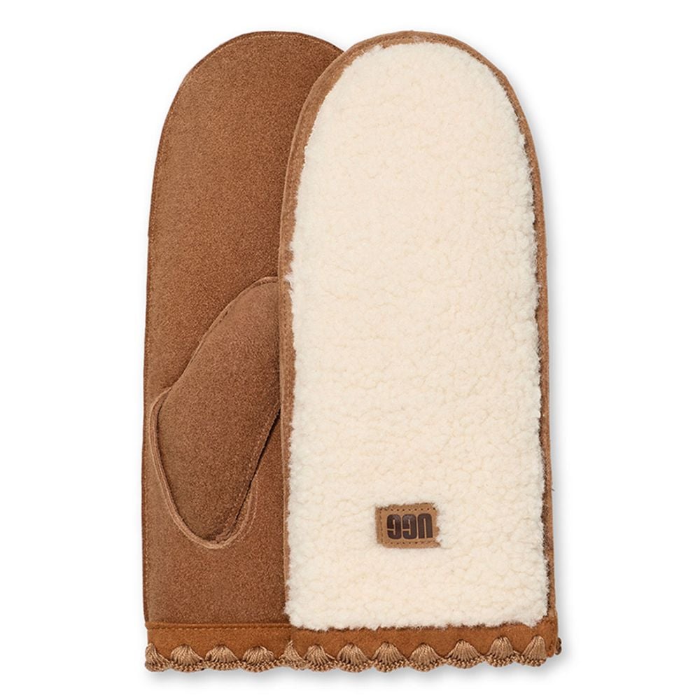 W Fluff Scalloped Mitten