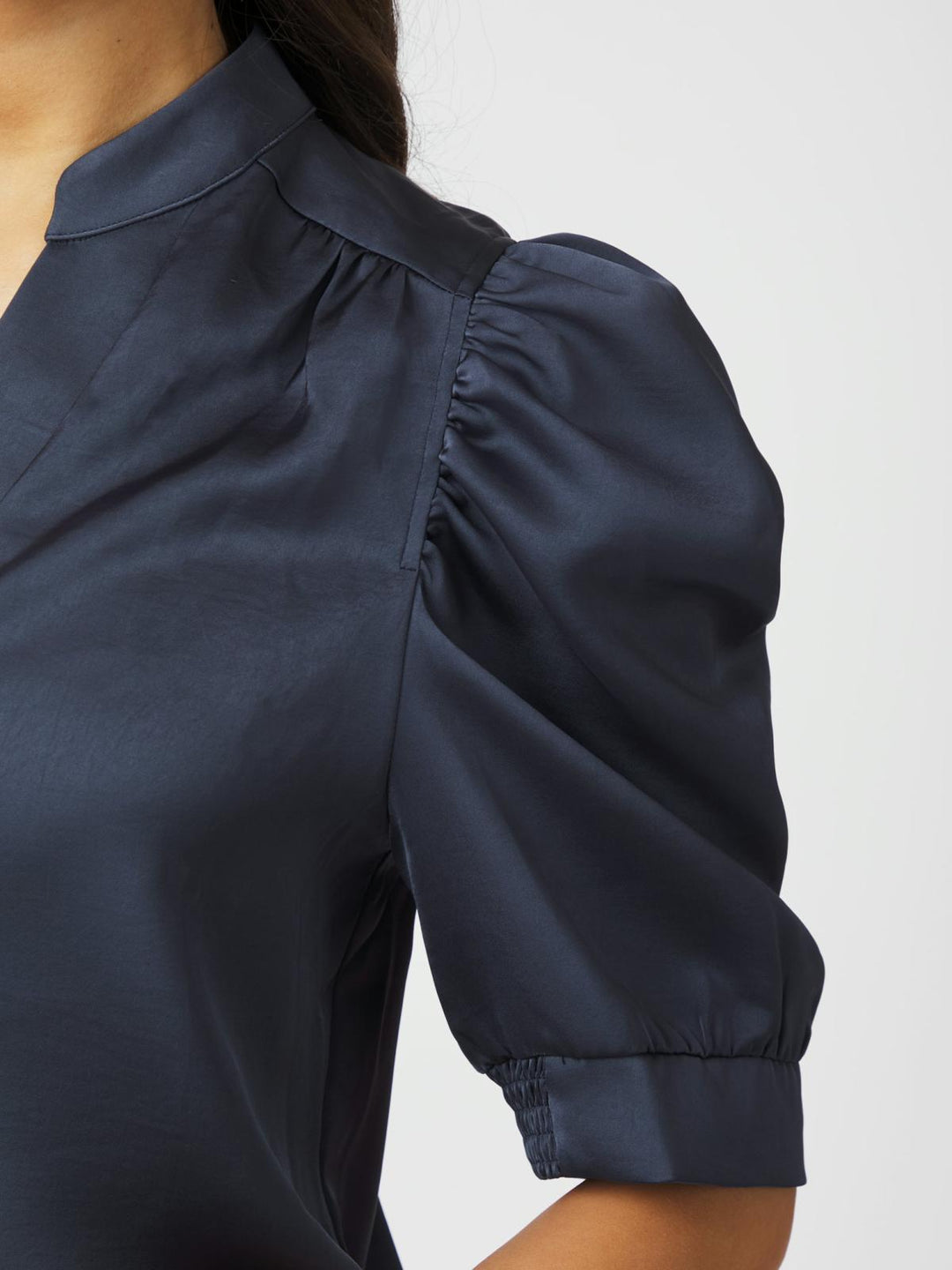 Roella Heavy Sateen Blouse