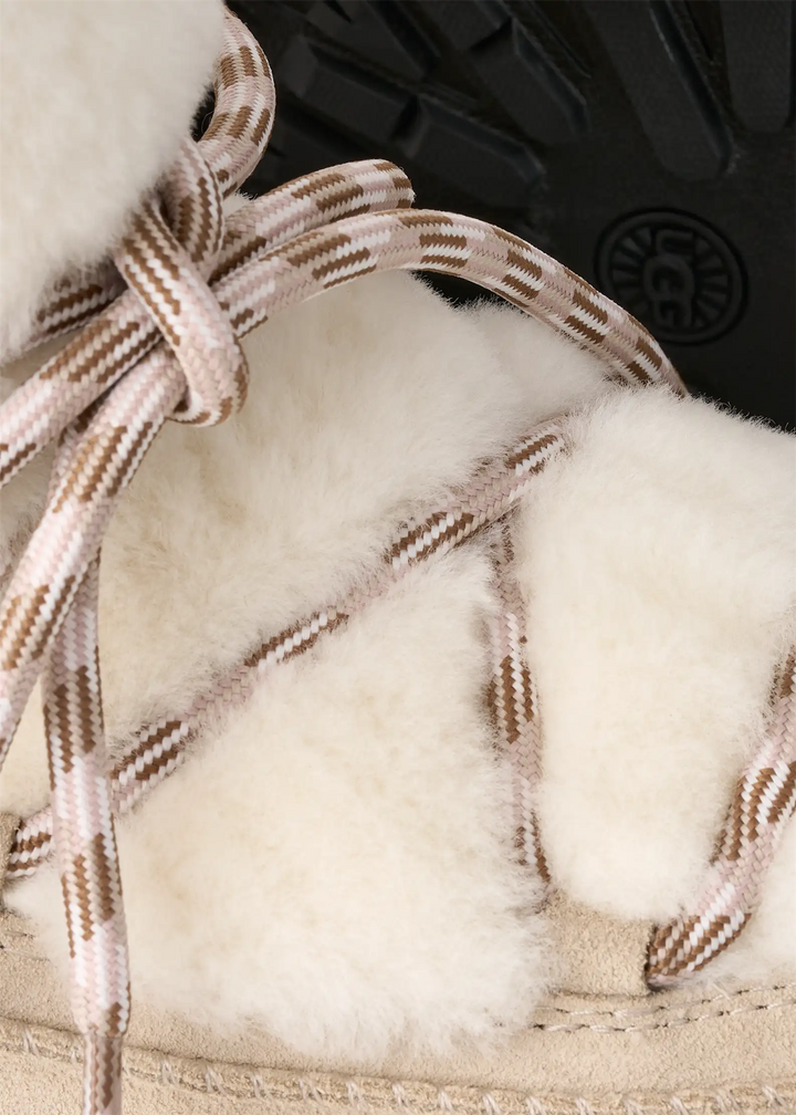 Classic Tread Fluffed Boot