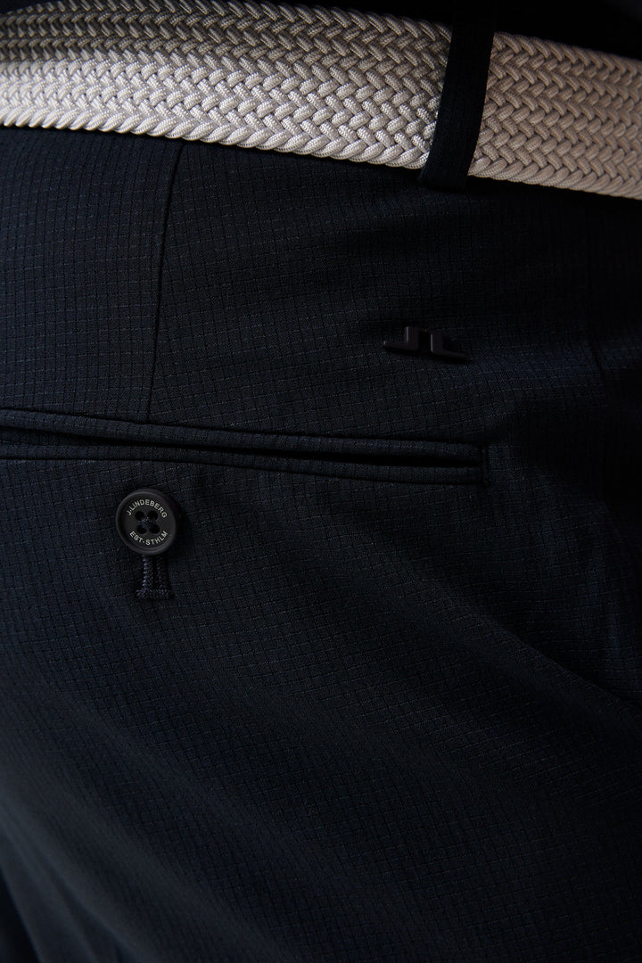 Vent Golf Shorts