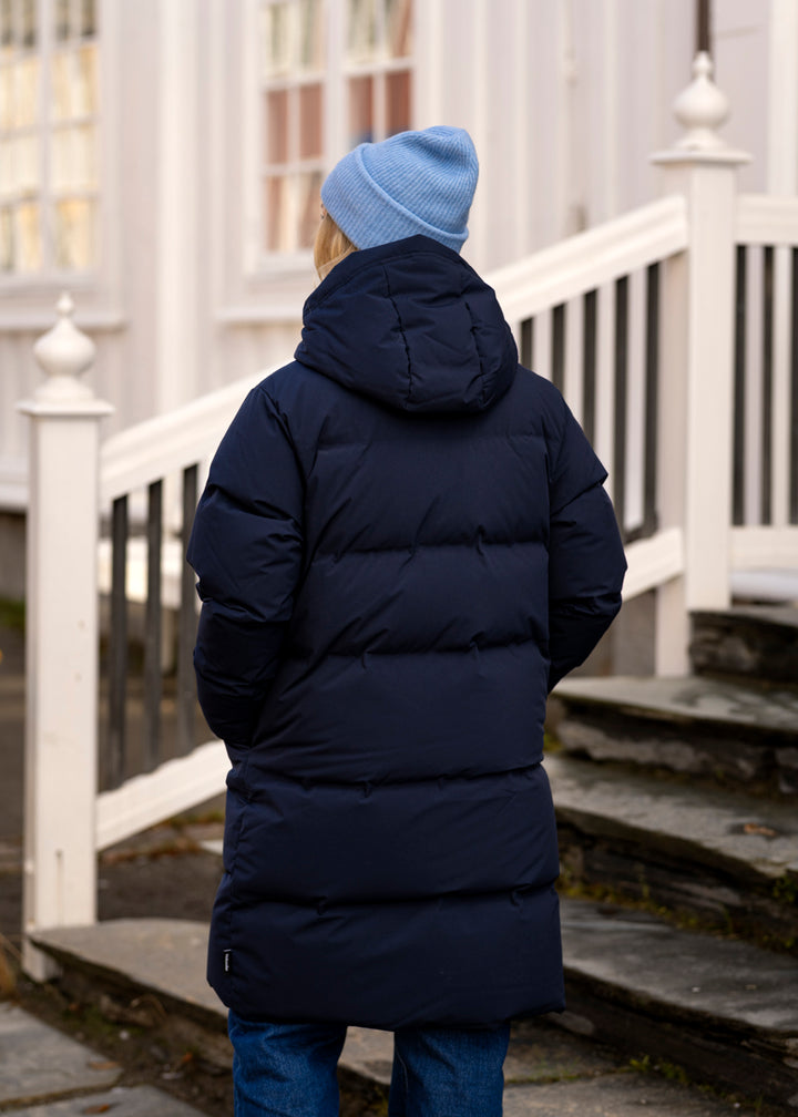 Loen Down Jacket