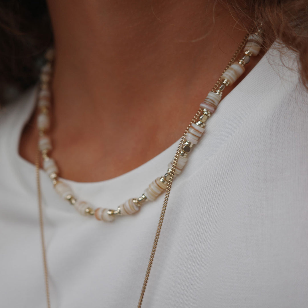 Necklace 45cm beige shell