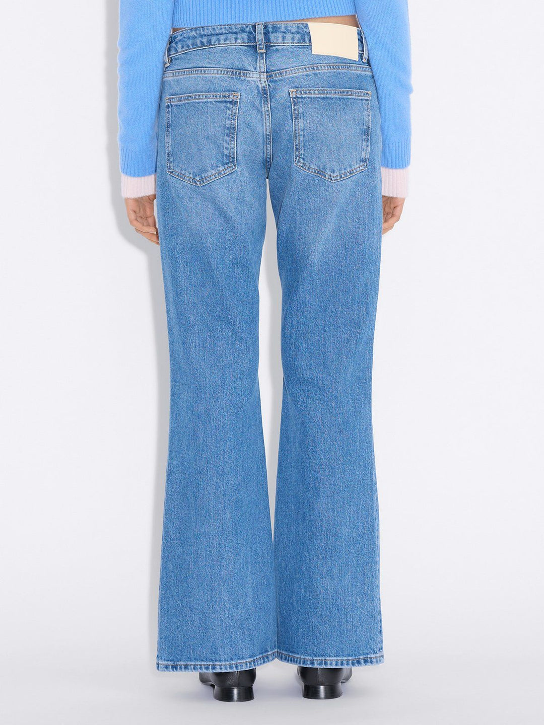 W Low Jeans