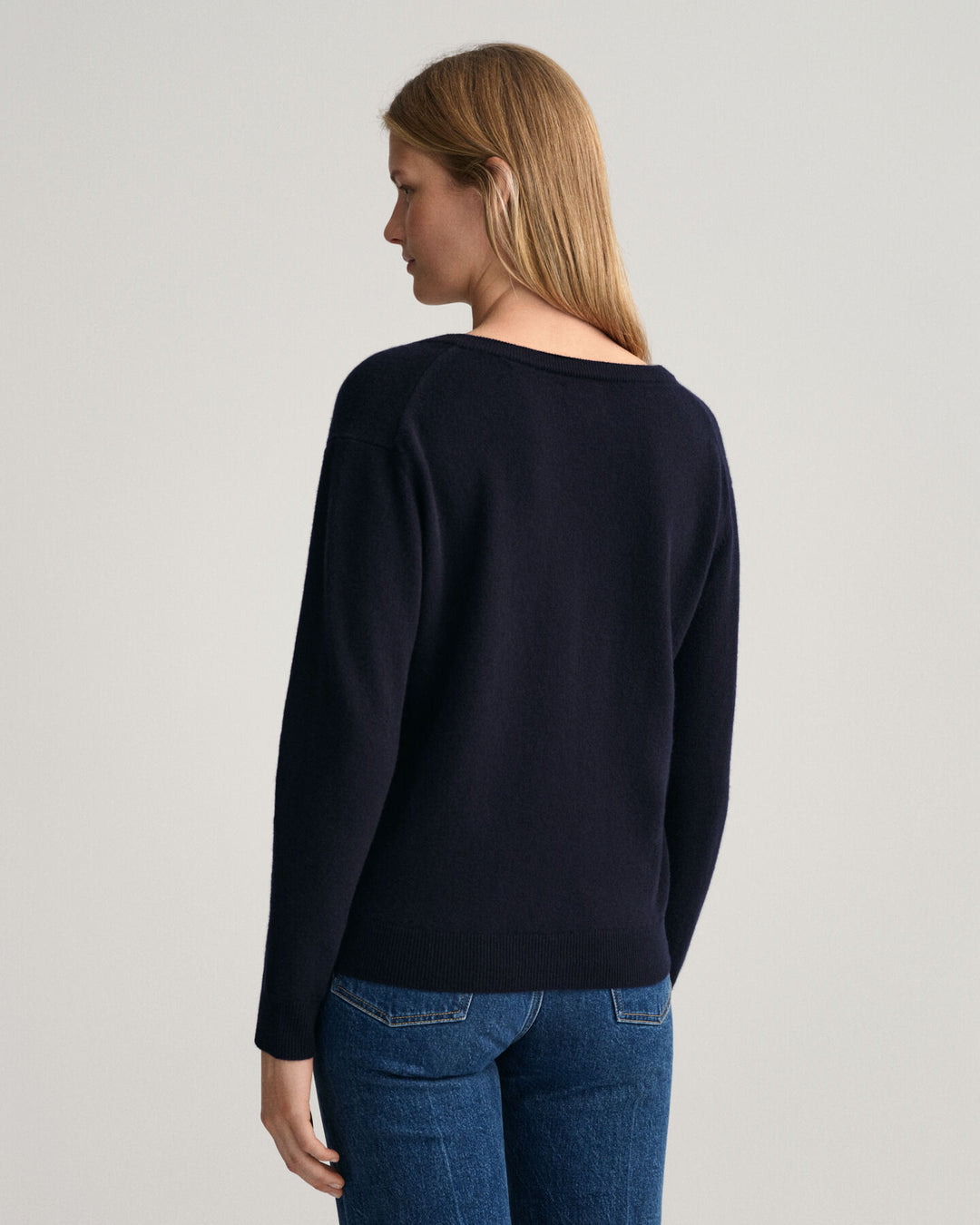 GANT SUPERFINE LAMBSWOOL V-NECK