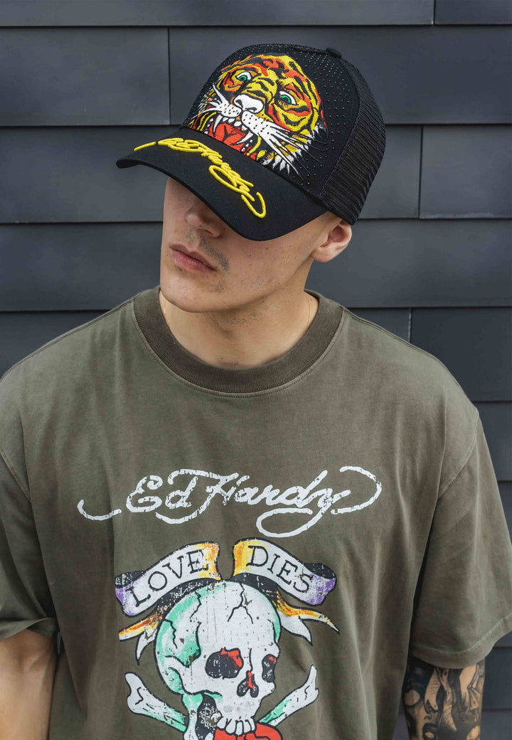 Roar-Diamond Trucker
