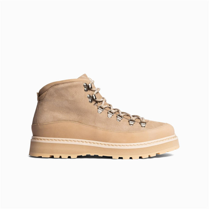Core Cap Suede Shoe W