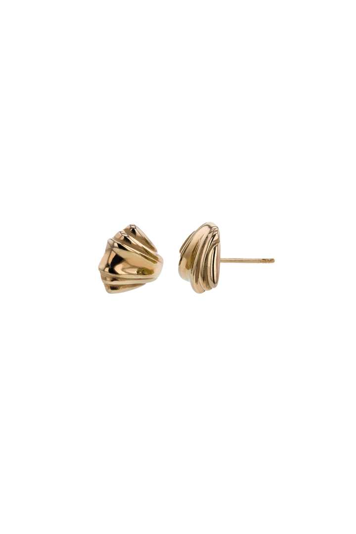 The Shell Studs
