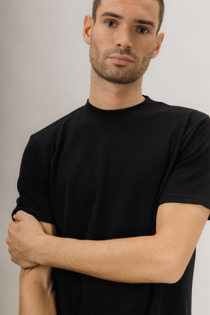 Bruno R-Neck Tee