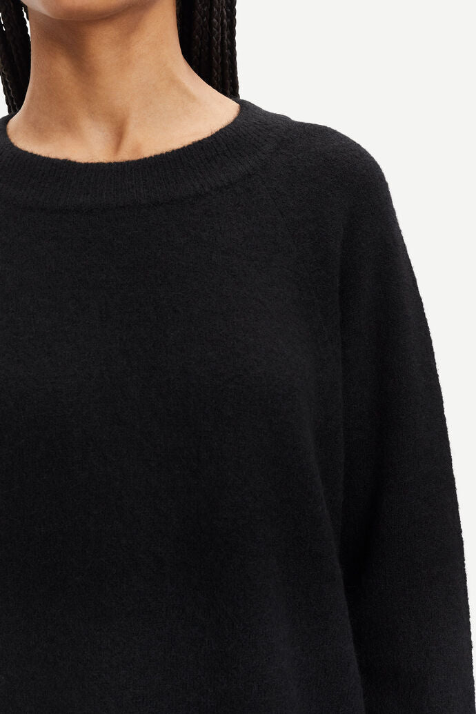 Nor o-n long sweater