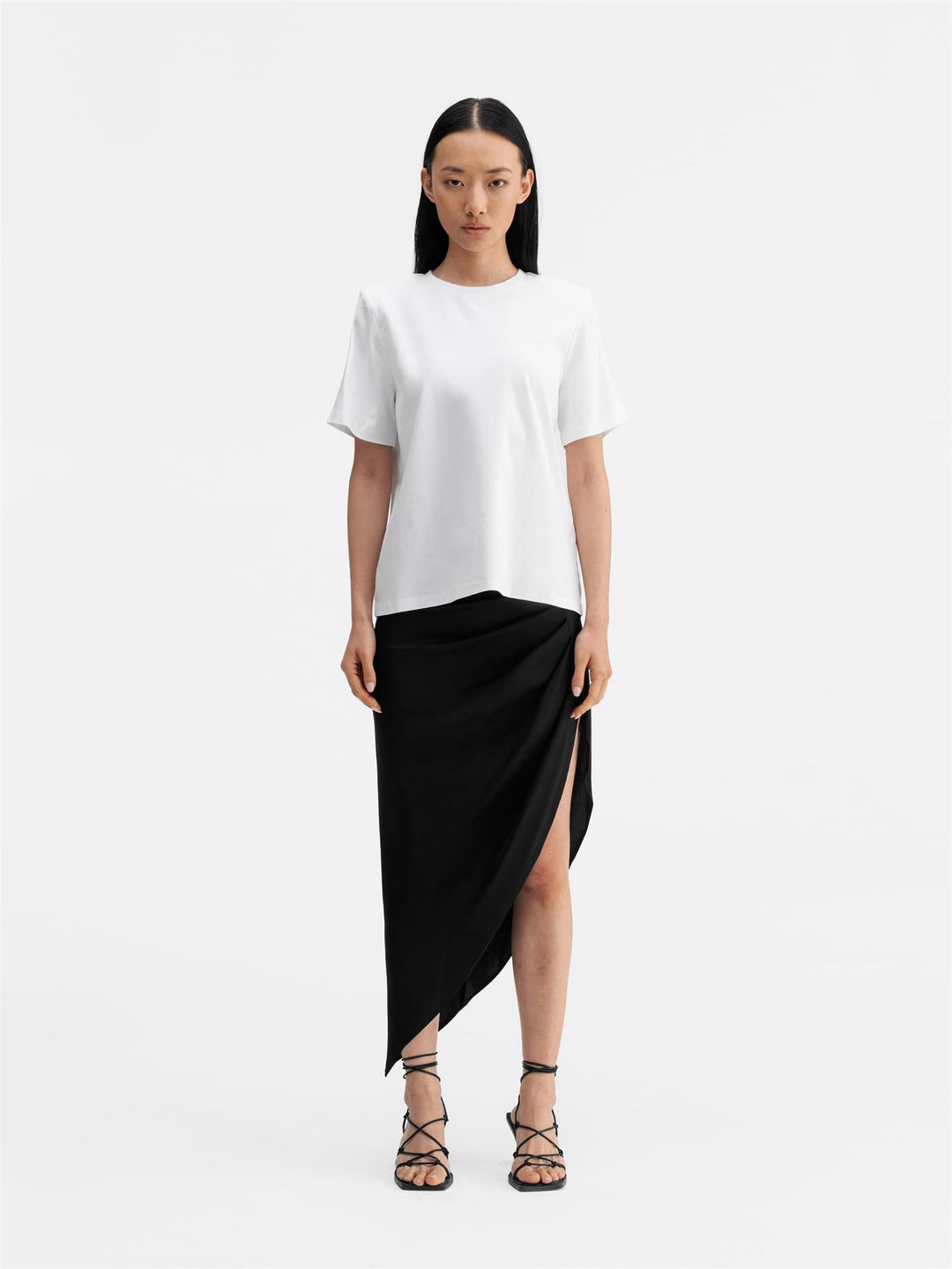 Okaya tee