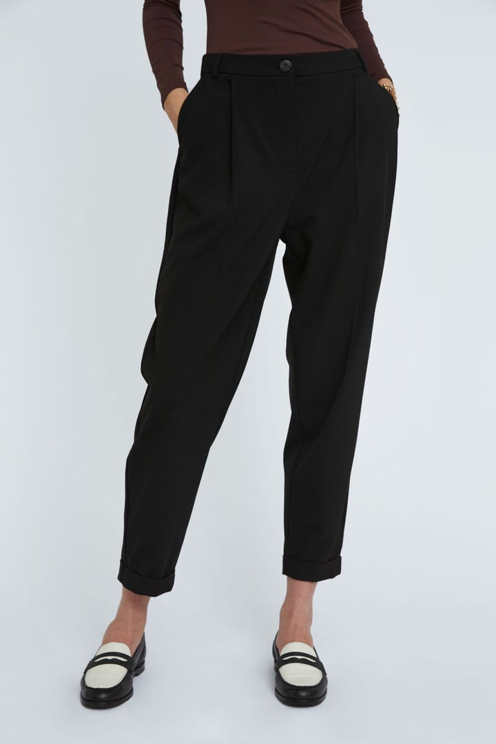MalouFV 285 Black