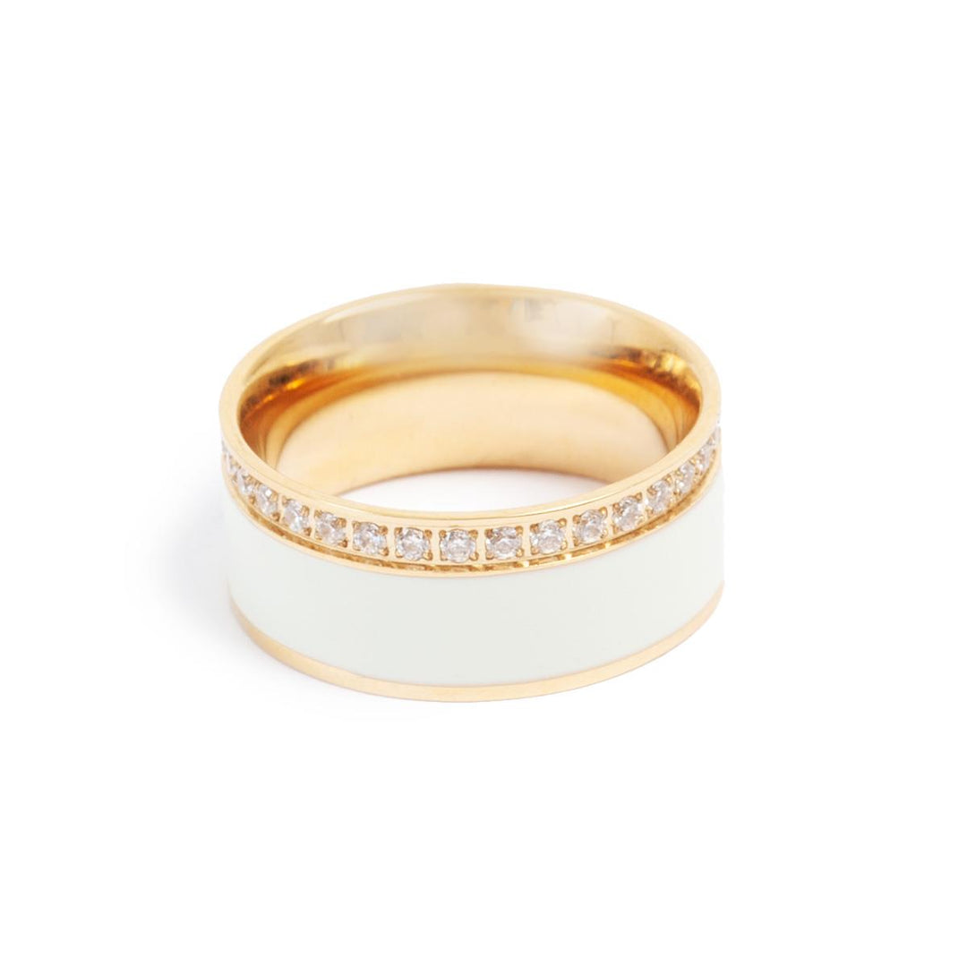 Ring white enamel