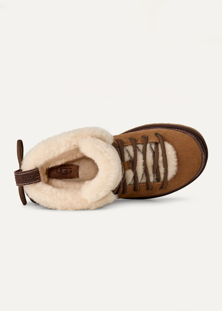 W Classic heritage lace up Boot