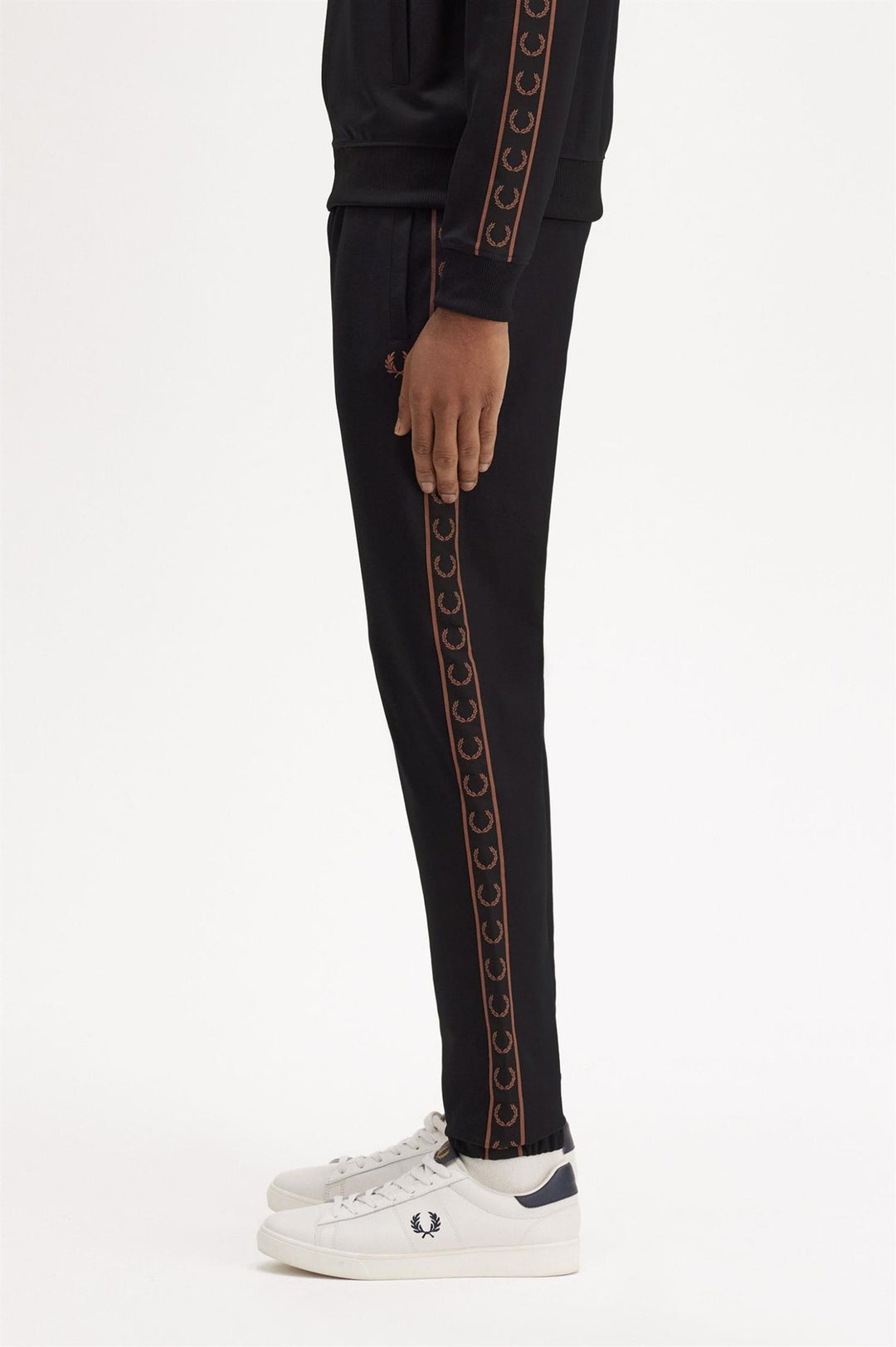 Contrast Tape Track Pant