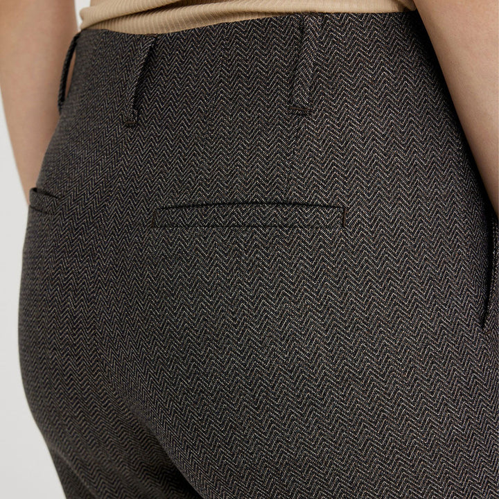 JuliaFV 023 Sepia Herringbone