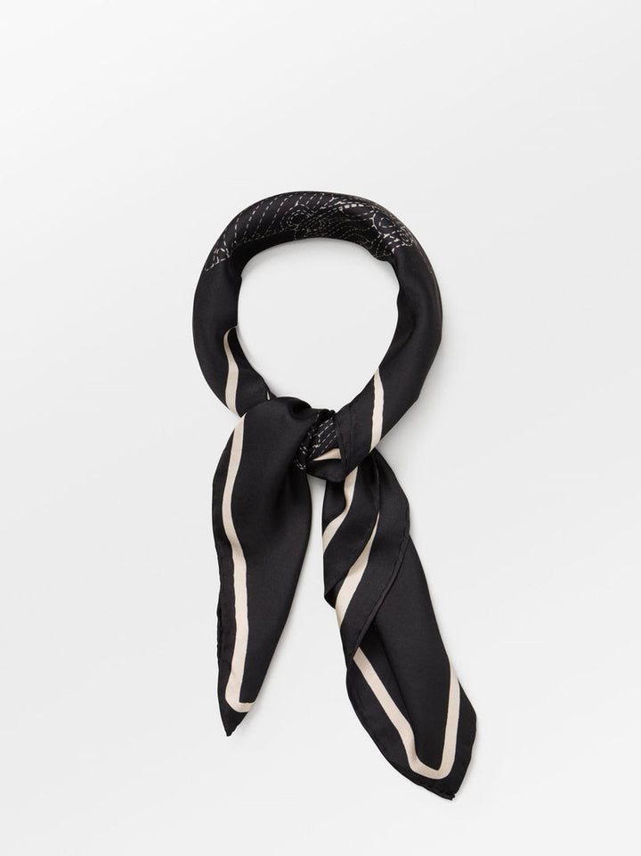 Tinea Sia Scarf