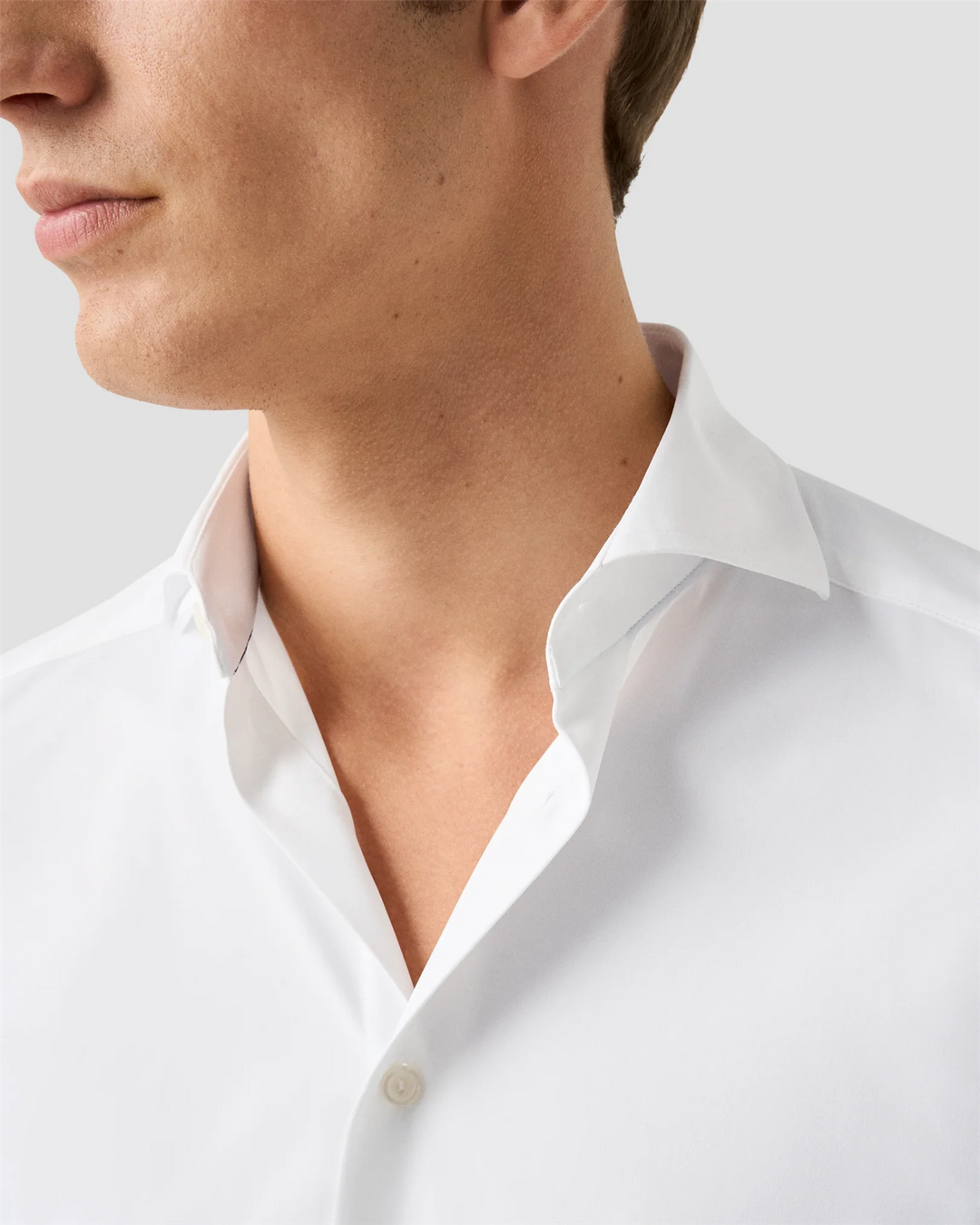 Contemporary 4-w stretch-wide spread