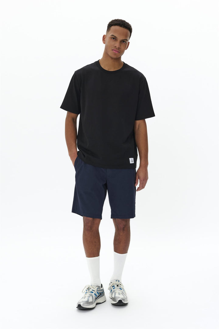 MAthomas Short
