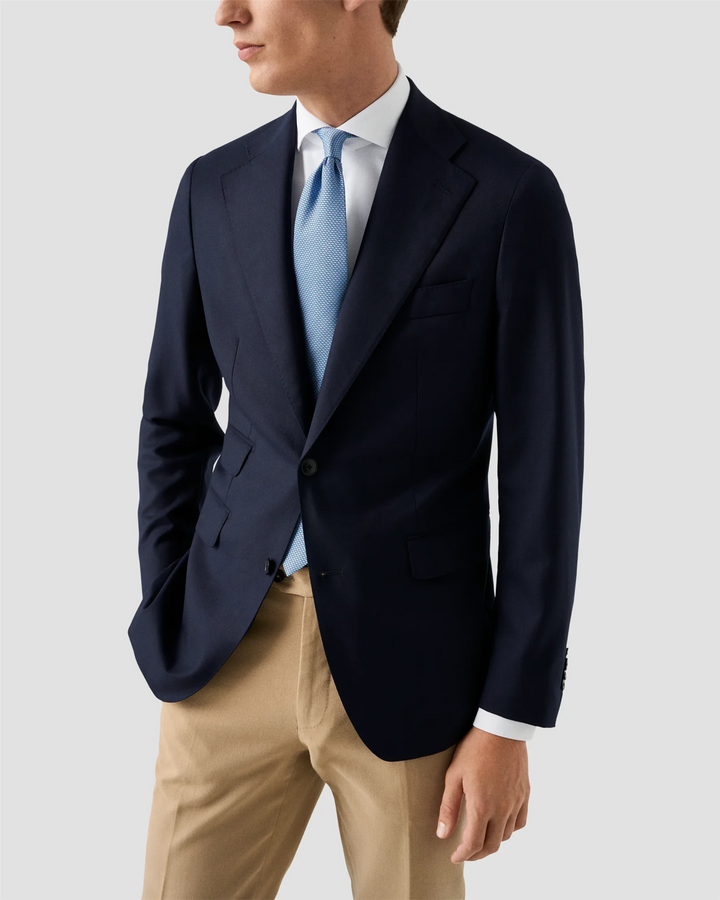 Contemporary 4-w stretch-wide spread