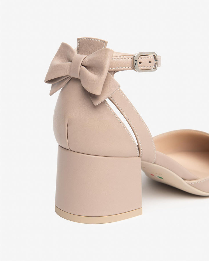 Women’s Leather Court Shoes