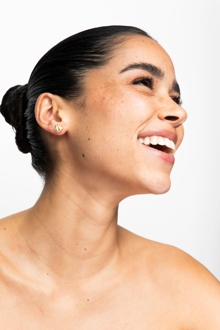 The Shell Studs