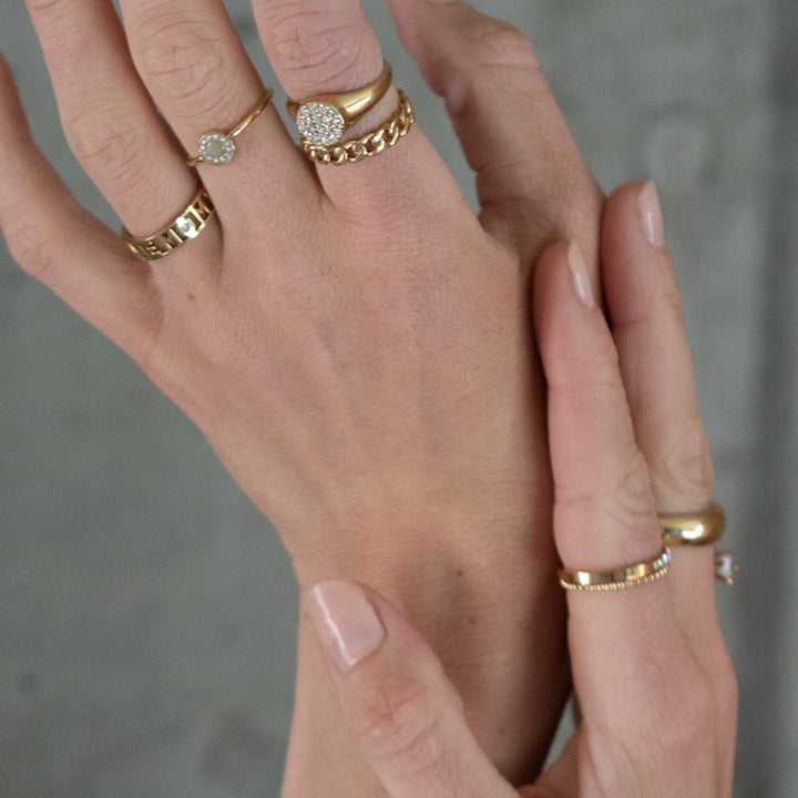 Ring curb chain