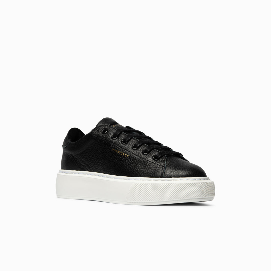 Gravity Black Sneakers