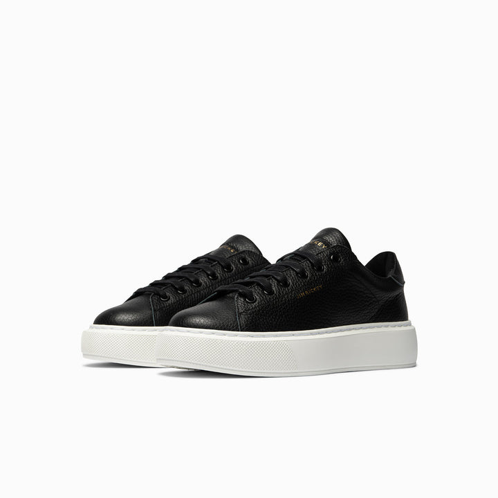 Gravity Black Sneakers